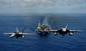 البحرية الامريكية